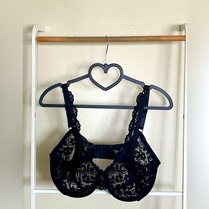 NWT  Smart & Sexy black Lace bra 🌺 size 36D adjustable straps ! 🎉